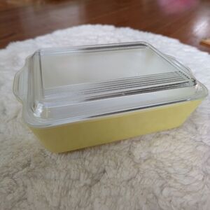 Vintage Pyrex Yellow Fridgie With Lid